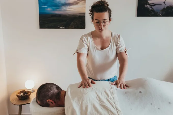 Rituel Massage tantrique sur table 2h30