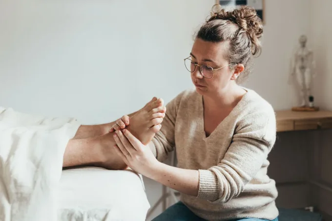 Réflexologie combinée (pieds + visage) 1h