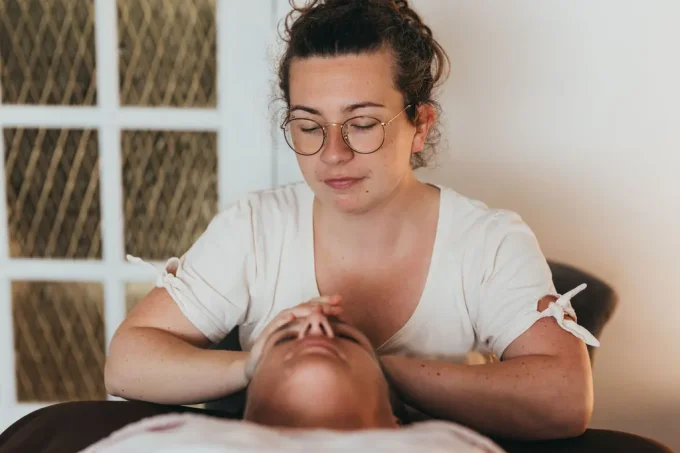 Réflexologie combinée (pieds + visage) 1h